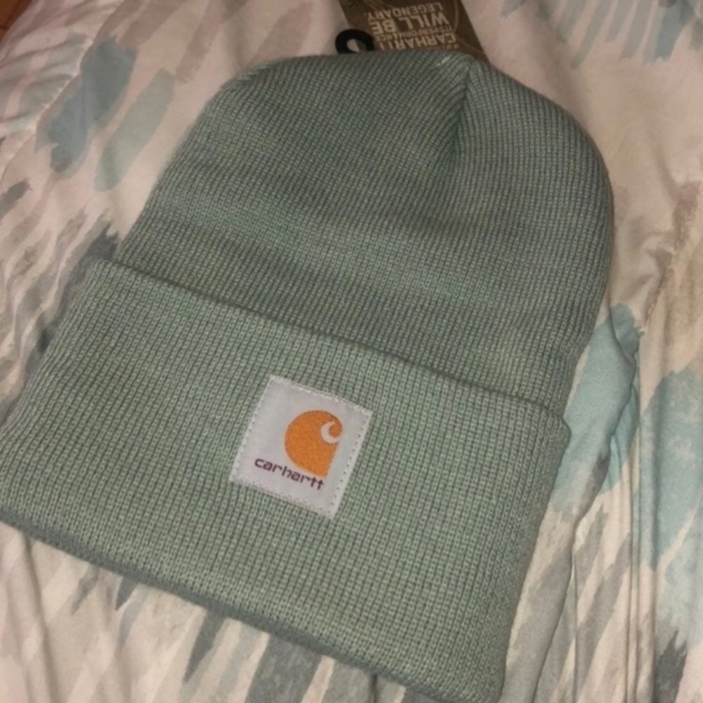 - Green Carhartt watch Beanie New with Tags …NEW - Picture 2 of 3